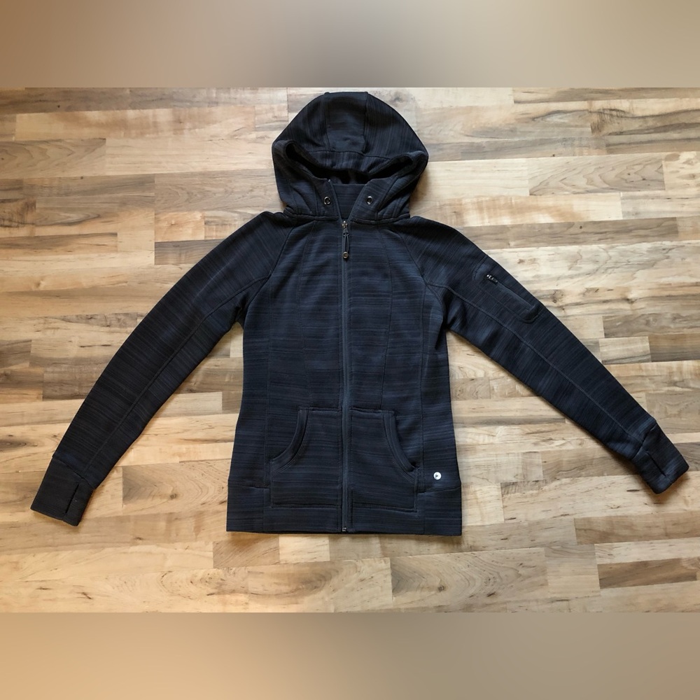 Women’s XS Zip Up Hoodie